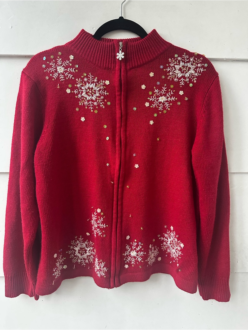 Red Snowflake Embellished Zip-Front Women's Cardigan